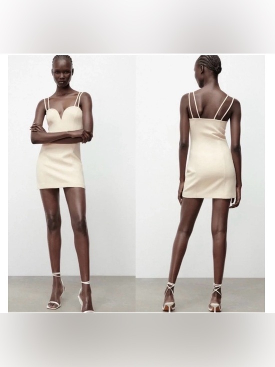 Zara Dresses & Skirts - Zara Sweetheart neckline mini dress 🤍 Size Small